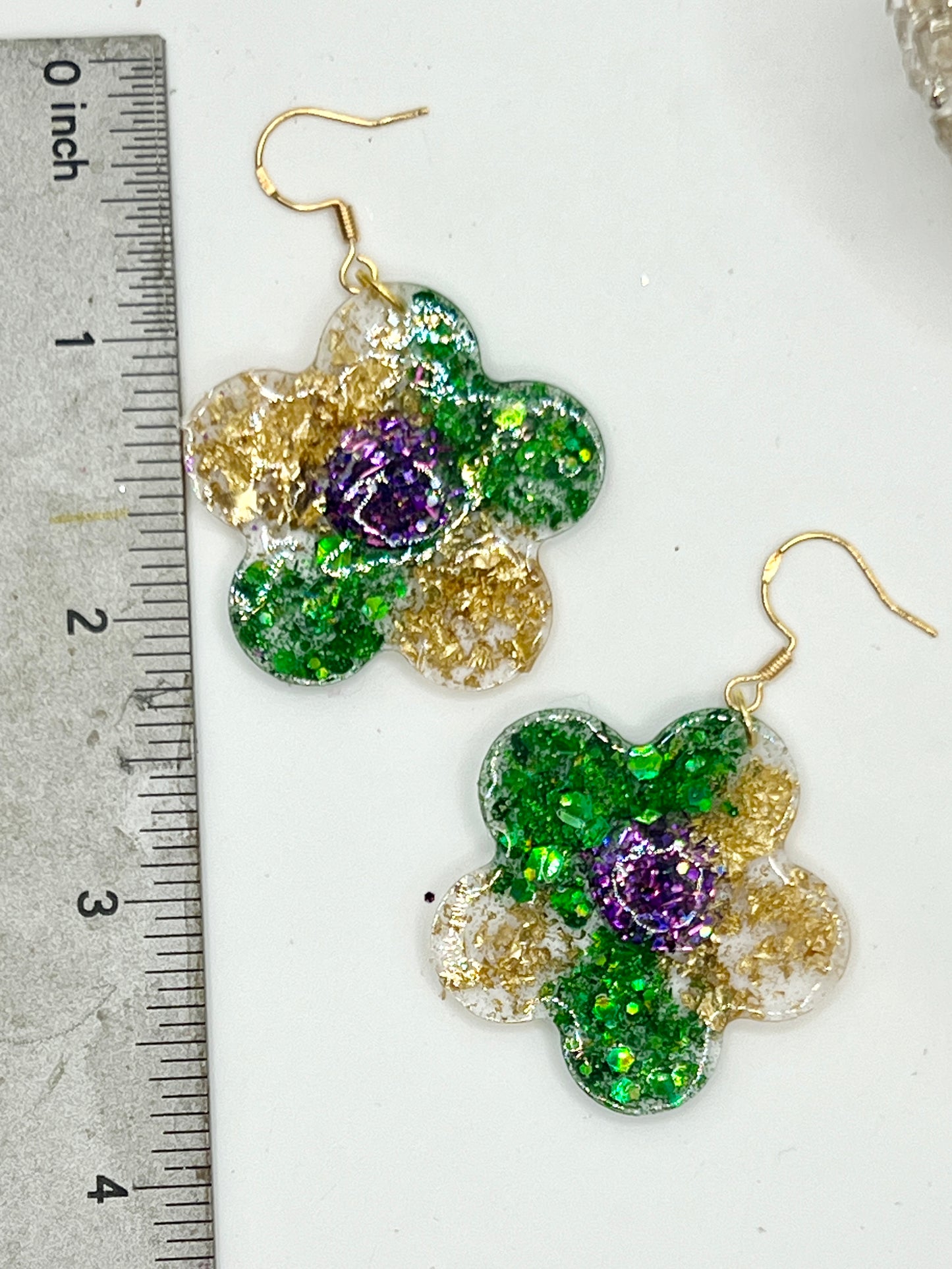 Mardi Gras Daisy Earring
