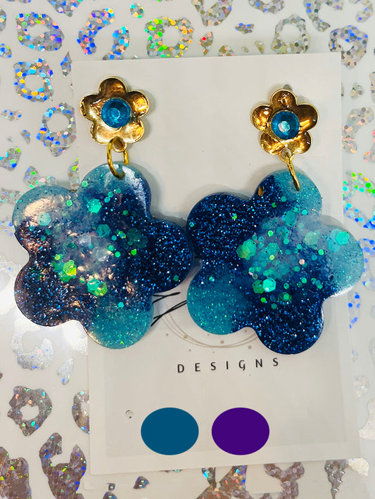 Dipsy Daisy Earring (in two colors)