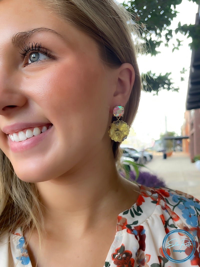 Scallop Gold Spun Earring