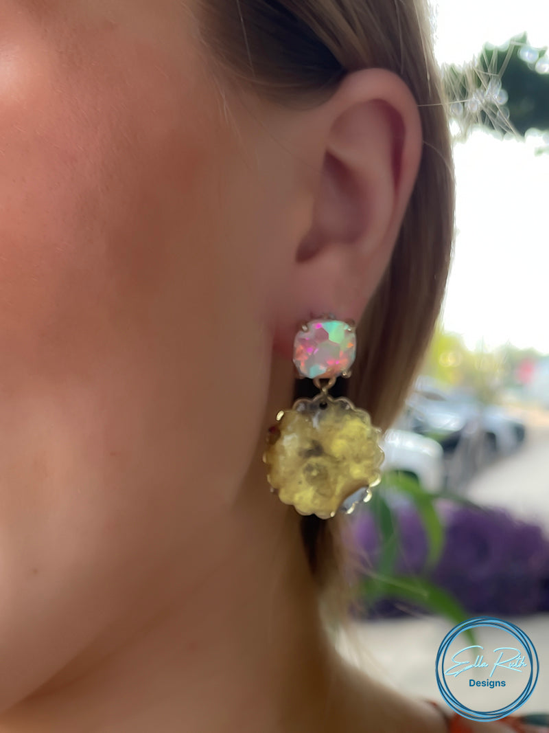Scallop Gold Spun Earring